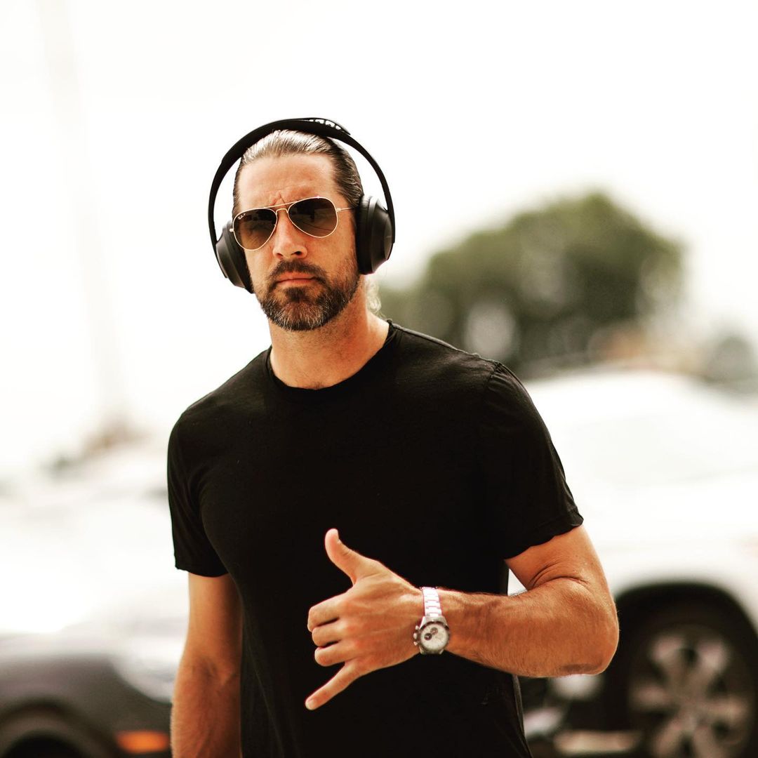 Aaron Rodgers Net Worth: Girlfriend, Stats & Contract