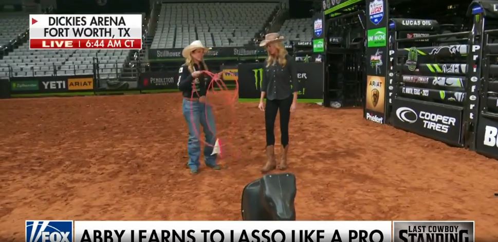 Abby Hornacek Joins 20-Time World Champion Roper Jackie Crawford