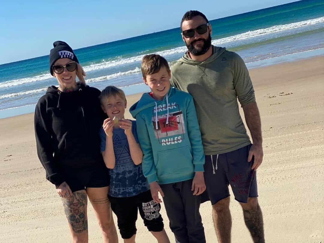 Bec Rawlings Bio: Early Life, Husband, Kids & Net Worth