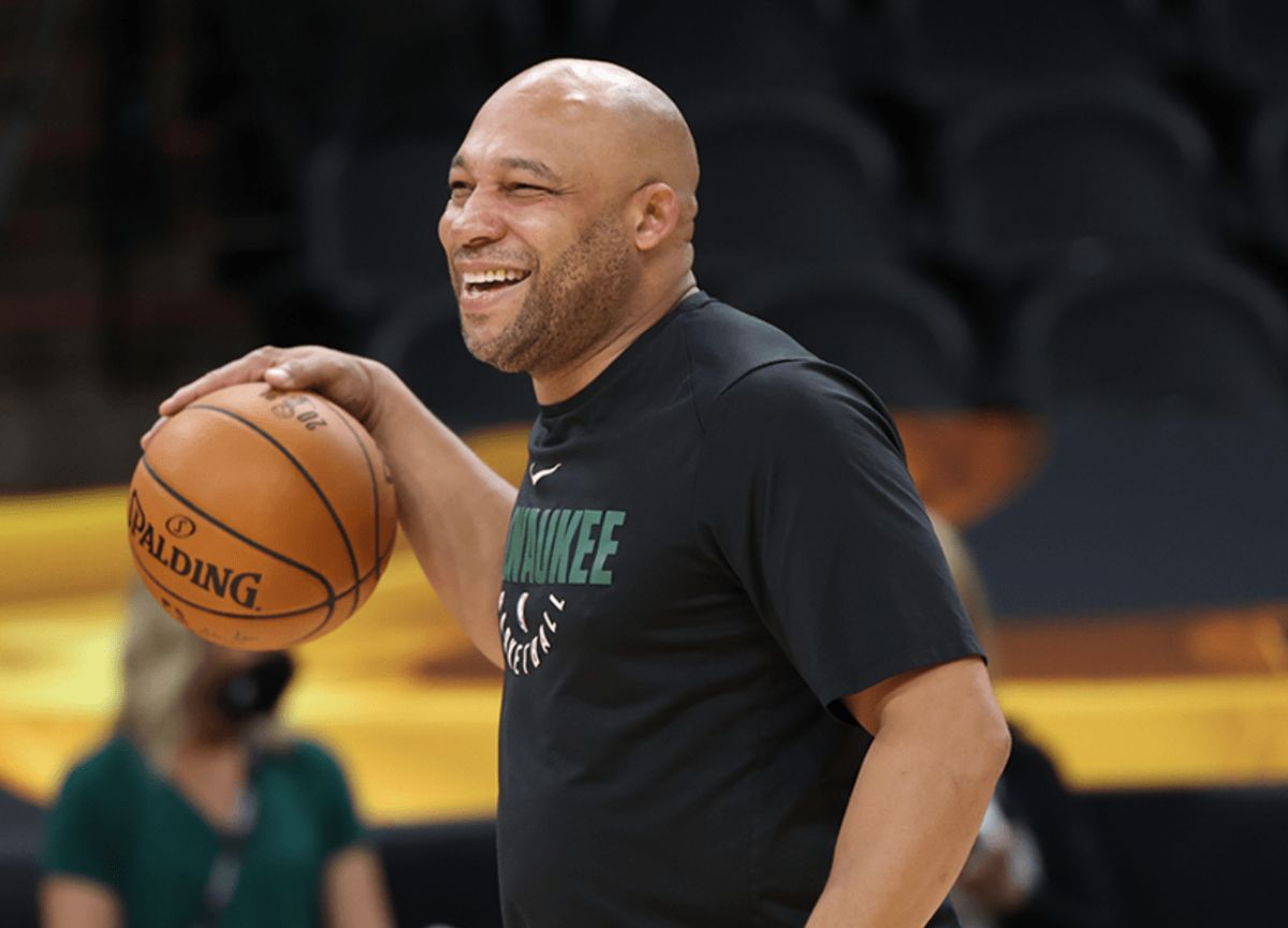 Meet Darvin Ham Brother DeRonnie Turner- Lakers Coach Family Tree