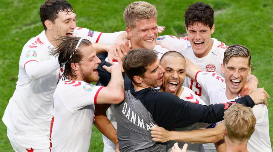 Superb Denmark thrashed Wales in Last 16
