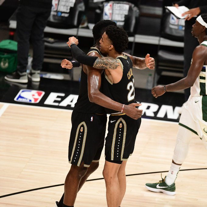 The Hawks dominate the Bucks without Trae Young