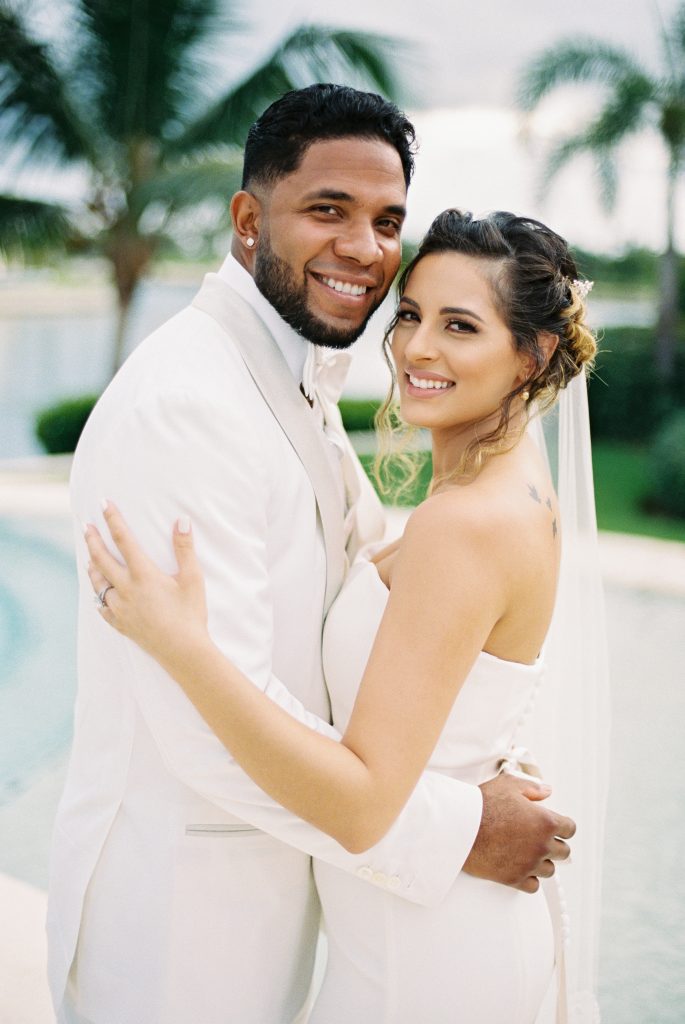 Elvis Andrus Bio: Net Worth, Contracts & Family