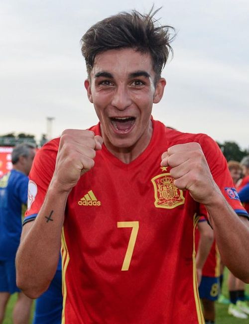 What Is Ferran Torres Religion? Family, Ethnicity And Origin