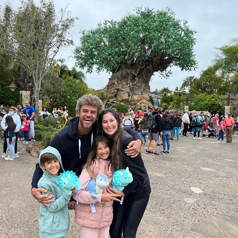 Gustavo Kuerten Wife Mariana Soncini And Kids- Retired Life Of Tennis Star