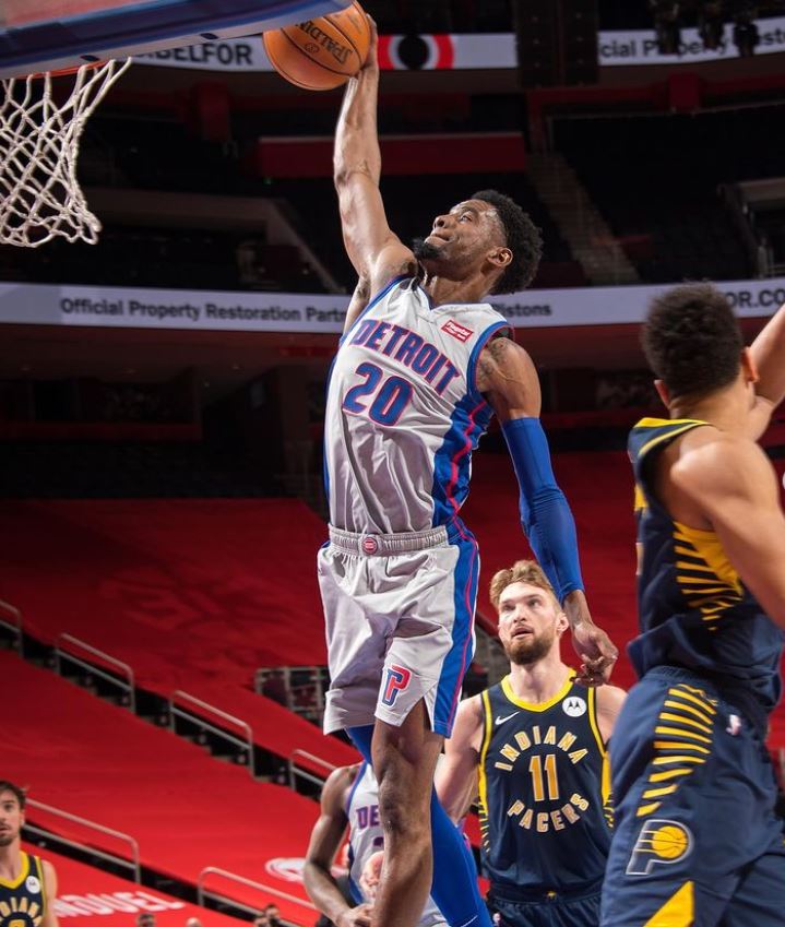 Josh Jackson: Career, Girlfriend& Vandalism