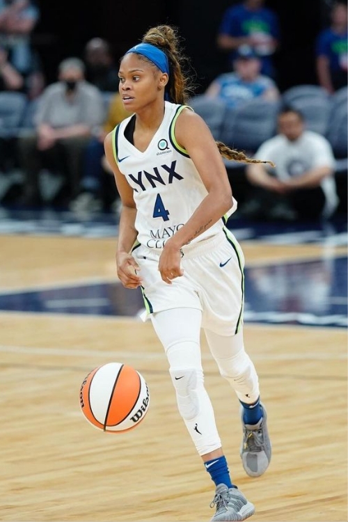 Who Are Robin And Lorenza Jefferson? WNBA Moriah Jefferson Parents
