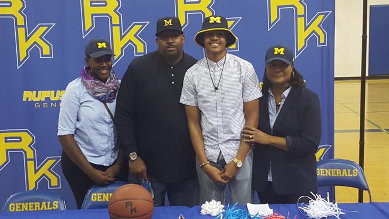 Jordan Poole Bio: NBA, Family & Net Worth