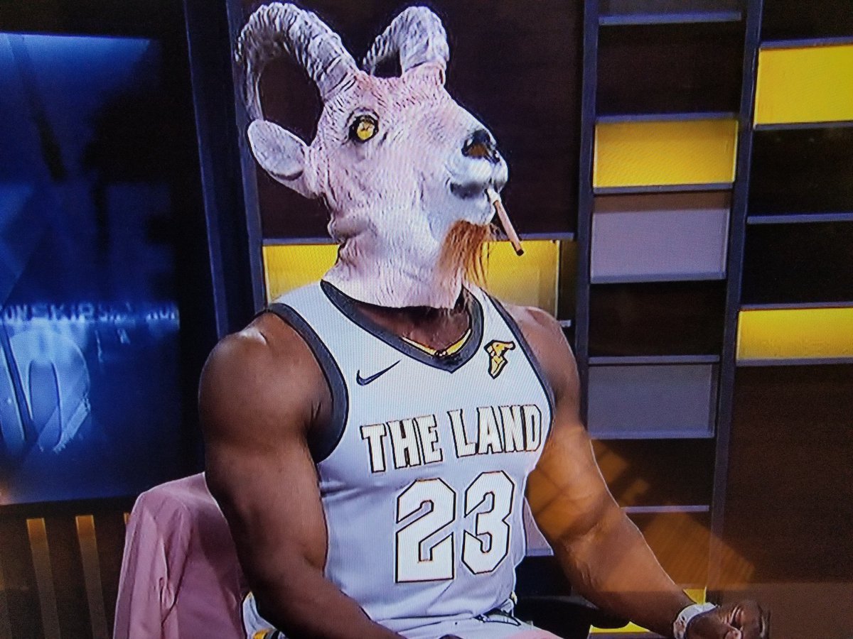 Shannon Sharpe Bio: Early Life, College, NFL & Controversies