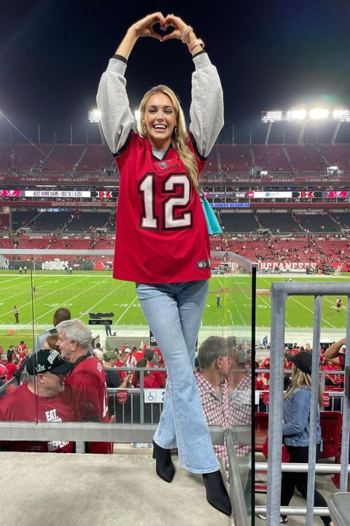 Veronika Rajek Sister Viktoria Matasova And Family: Meet Tom Brady Super Fan