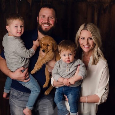 Tommy Hunter Stats: Career, Family & Net Worth