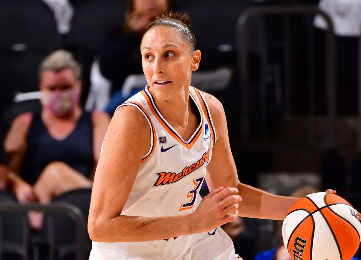 Diana Taurasi Parents Mario And Liliana Are Her Biggest Supporter
