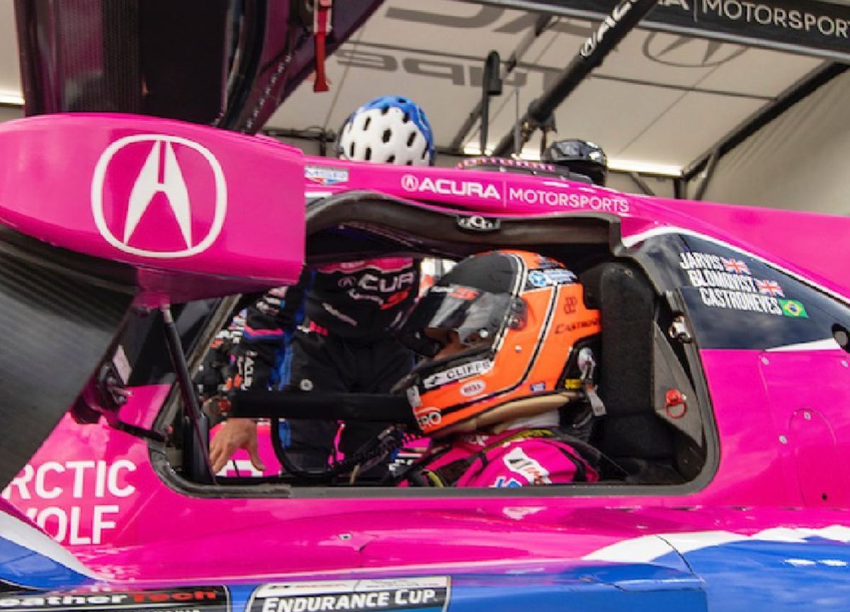 Helio Castroneves And Wife Adriana Henao Have A Daughter