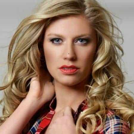 Kayce Smith Bio: Early Life, Career, Net Worth & College